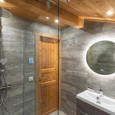 Le Saint Georges, Morzine, Proche Centre * Morzine